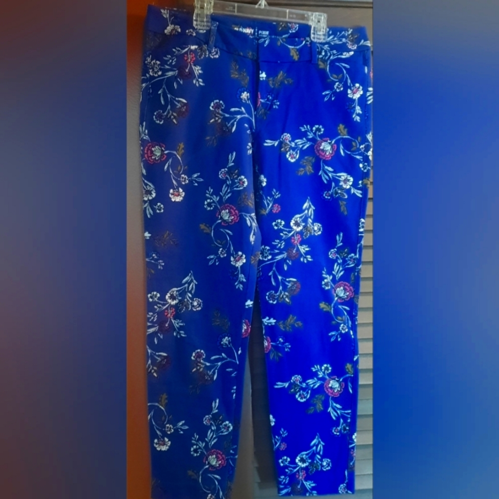Ankle/cropped pants